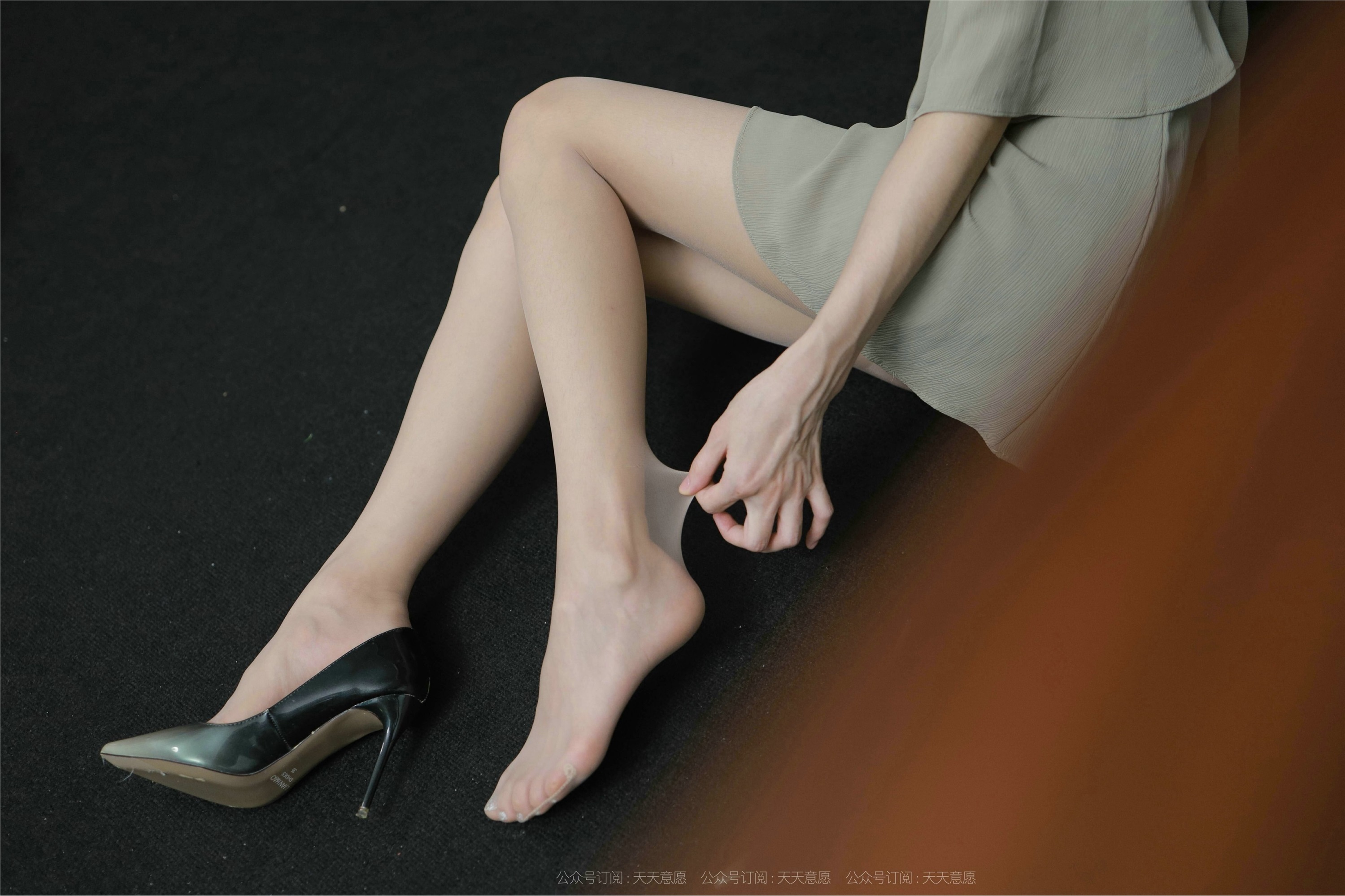 IESS异思趣向  2021.08.20 丝享家895：小六《灰色短裙很迷人》